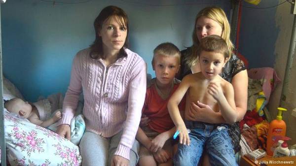 Втікачі з Донецької області в Москві