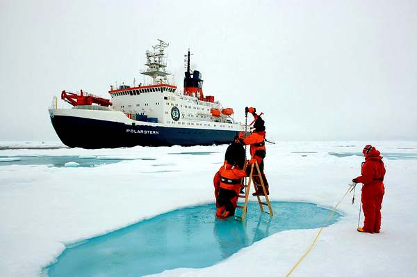 Измерение толщины льда в Ледовитом океане