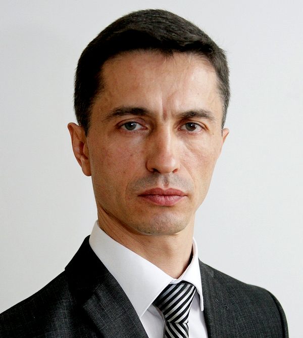 Петро Боднар - колишній помічник Андрія Парубія, який у квітні 2016 року очолив Управління справами Верховної Ради