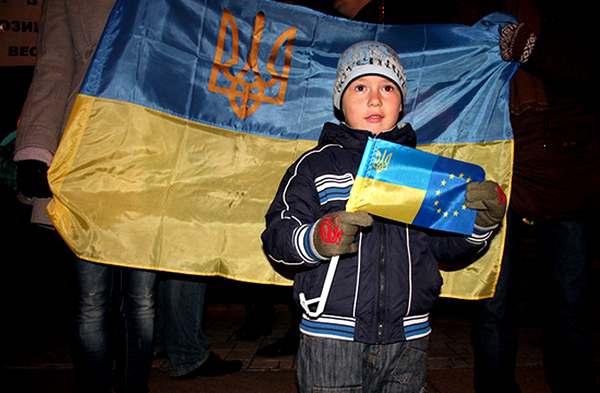Донецк, Євромайдан. Фото ostro.org