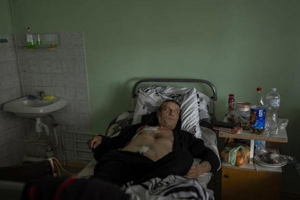 Микола Озарянський підірвався на міні, коли їхав на тракторі. Фото: AP