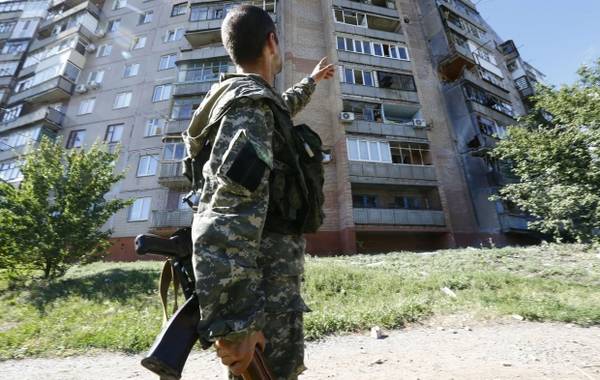 Жизнь в захваченном боевиками Луганске