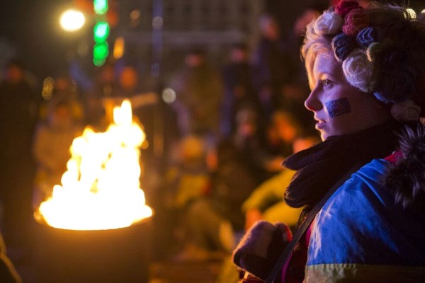 Фото:  Протестующие на Майдане в ноябре 2013 года. Фото: Евгений Фельдман, Ґрати