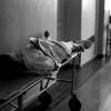«Коридор роддома. Кефир после родов», 1-й клинический роддом, Новокузнецк, Сибирь, 29 июня 1981 года.