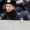 Внутри достаточно много милиции, котораяя сследит за порядком, в отличии от Евромайдана где ее вообще нет