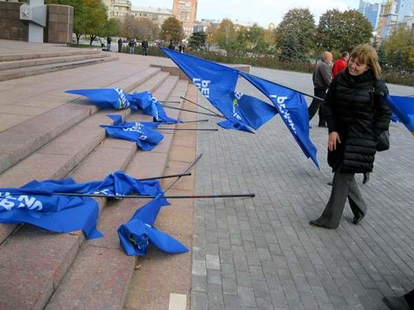 Девятые сутки "пылают" участки. Фото и видео  послевыборного периода в Украине, осень год 2012