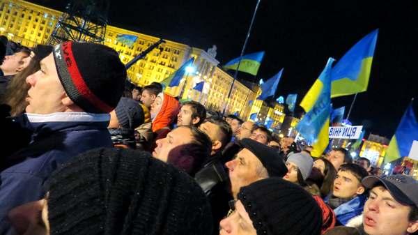 Фото:  Взгляд на Майдан из России