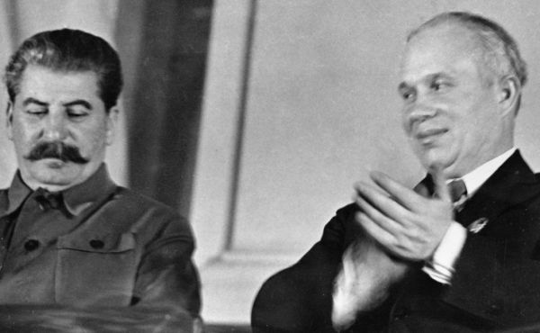  Сталин и Хрущев. Фото: РИА Новости