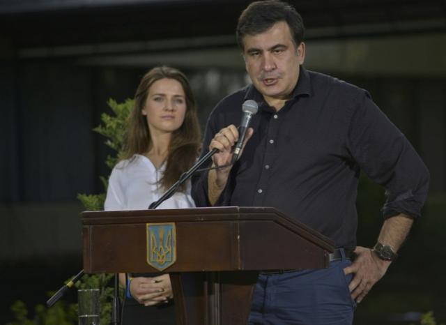 Саакашвили раскритиковал работу "Облавтодора"(видео)
