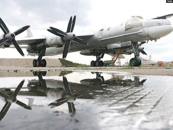 Бомбардувальник Ту-95МС на аеродромі «Дягілєво» в Рязанській області