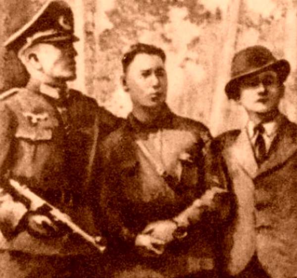 Слева направо: Николай Кузнецов, комиссар партизанского отряда Стехов, Николай Струтинский