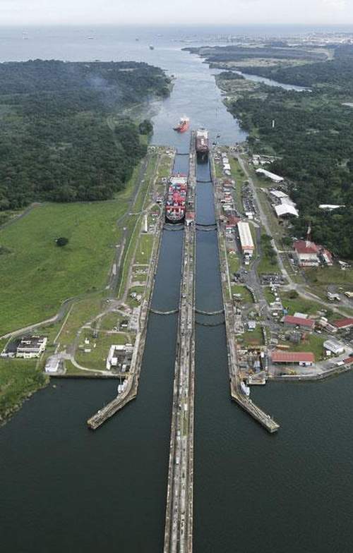 Фердинан де Лессепс успешно справился со строительством Суэцкого канала и с треском провалил проект Панамского. (Фото: Arnulfo Franco/AP)