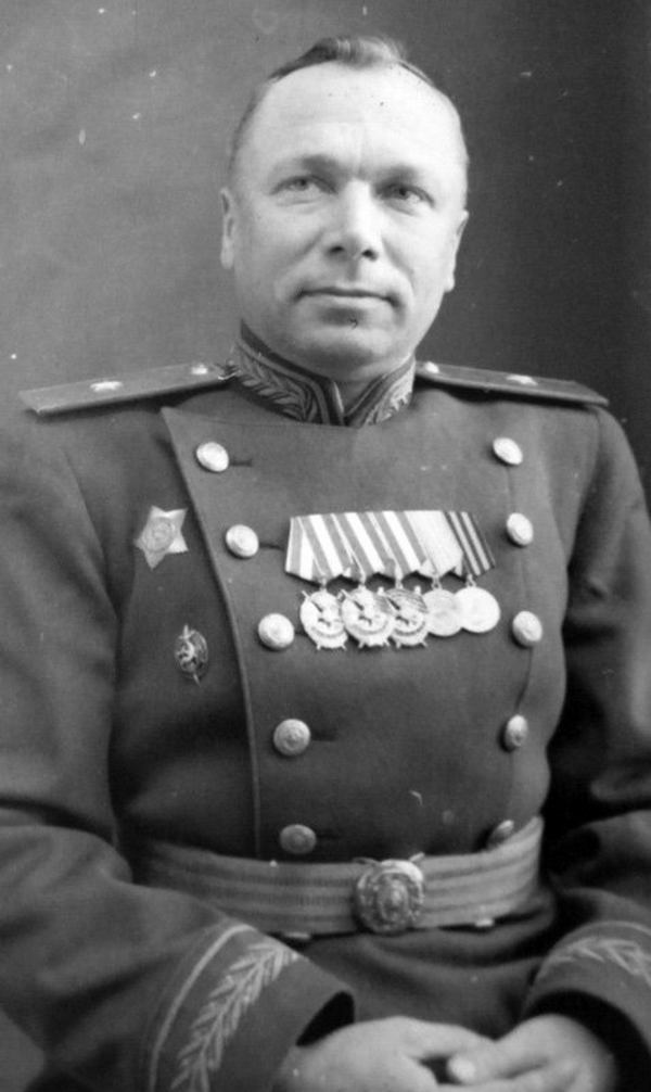 Начальник Прикордонних військ НКВС Прикарпатского округу генерал-майор Ілля Демшин, 1945 рік. Фото: wikipedia.org