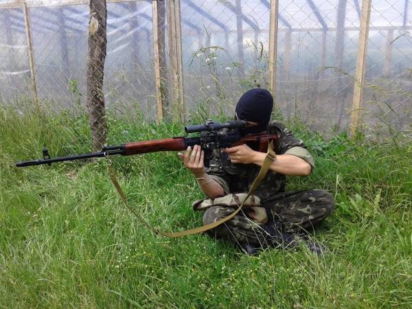Боец Владимир батальона «Прикарпатье» сейчас тренируется на полигоне Ровно