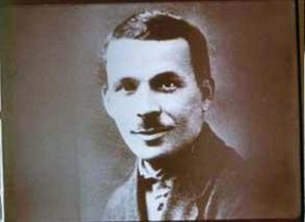 Лесь Курбас, расстрелян в урочище Сандармох 3 ноября 1937 года