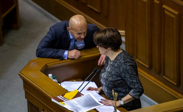Игорь Кононенко и Нина Южанина. Фото:   ТИЖДЕНЬ.UA