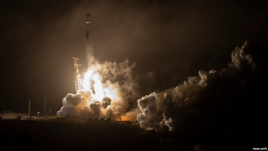 Фото:  Запуск ракеты SpaceX Falcon 9 в ноябре 2021 года