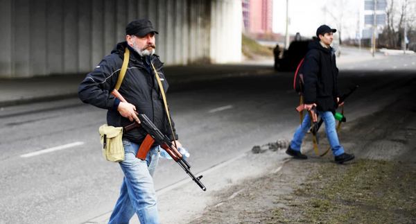 Фото:  Українська нація і зброя