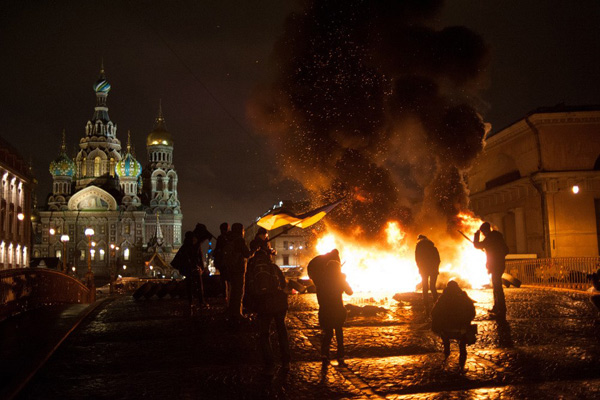 Фото:   Главная задача Путина - не допустить Майдан в России
