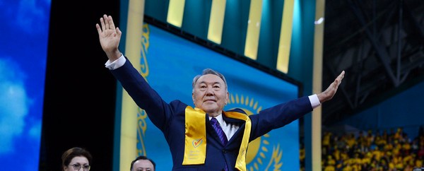 Фото:  Президент Казахстана Н.Назарбаев на встрече со своими сторонниками. Фото: