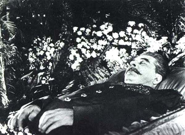 Фото:   Заключенные о смерти Сталина