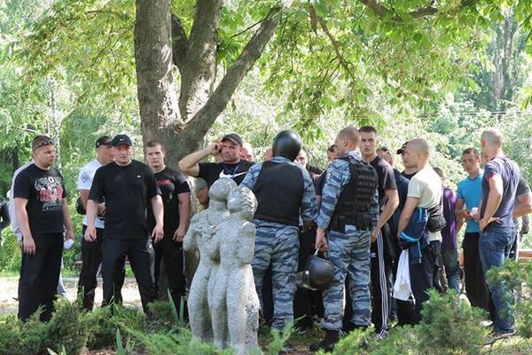 Фото:   «Эскадроны смерти» в Украине: союз бандитов и продажных ментов