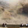 07.07. прорыв плотины на Желтой реке,  провинция Хэнань центрального Китая. Фото: AFP