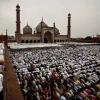 17.08 мусульмане на Молитве в Джама Масджид в Дели (Индия).Фото:PTI