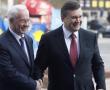 Фото:  Николай Азаров и Виктор Янукович. Фото: Владимир Синдеев / ТАСС