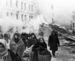 Фото:  Ленинград. Жители покидают дома, разрушенные немцами/Фотохроника ТАСС