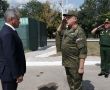 Фото:  Министр обороны Сергей Шойгу во время посещения поста российских военносл