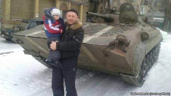 Фото:  Вадим Бабенко в Дебальцево до того, как украинские войска оставили город