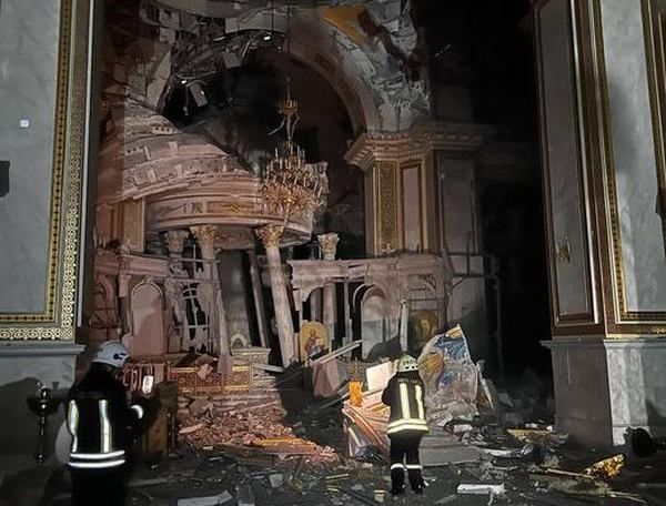 Фото:  зруйнований російськими окупантами собор в Одесі