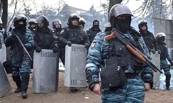 Фото:   Патроны, которыми убили активистов Майдана, были на вооружении МВД
