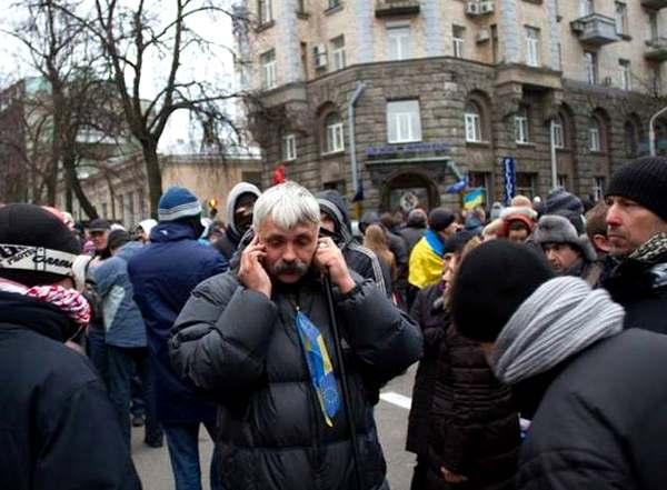 Фото:  Почему провокатор Дмитрий Корчинский не за решеткой?