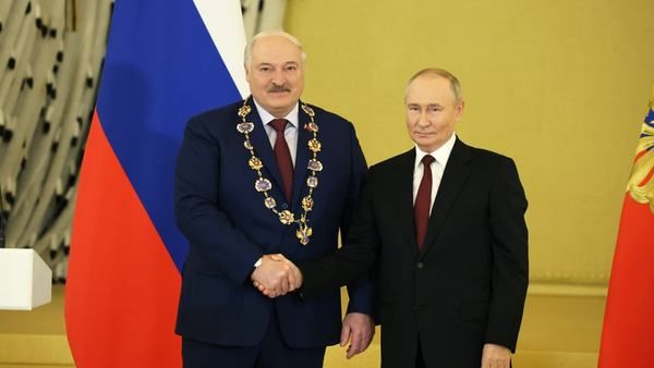 Фото: Лукашенко та Путін