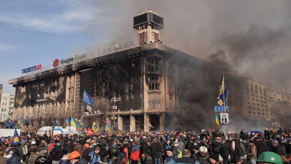 Будинок профспілок у центрі Києва, 19 лютого 2014 року. Фото: commons.wikimedia.