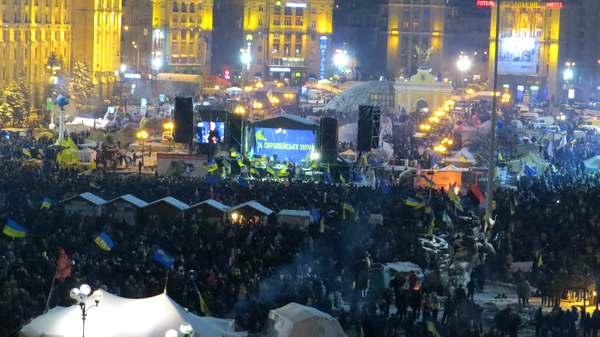 Фото:  Погляд циніка на Євромайдан