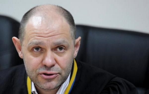 Фото:   Судья Голосеевского райсуда Киева Дмитрий Валигура: судья 111 отмененных